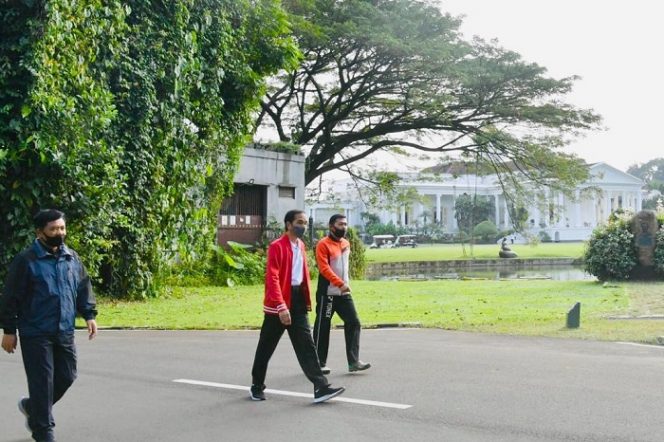 
 Berolahraga di Istana Bogor, Presiden Ajak Masyarakat Jaga Kesehatan