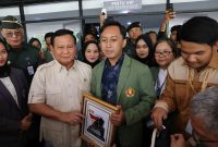 Menteri Pertahanan RI Prabowo Subianto memberikan pembekalan kepada mahasiswa baru Universitas Pembangunan Nasional (UPN) Veteran. (Dok. Tim Media Prabowo)
