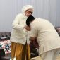 Calon presiden nomor urut 2, Prabowo Subianto bersilaturahmi dengan 68 kiai di Pondok Pesantren Langitan, Tuban, Jawa Timur. (Dok. TKN Prabowo Gibran)