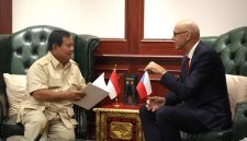 Menteri Pertahanan (Menhan) Prabowo Subianto menerima kunjungan kehormatan Duta Besar Republik Ceko untuk Indonesia, YH.E. Mr. Jaroslav Dolecek. (Dok. Kemhan.go.id)