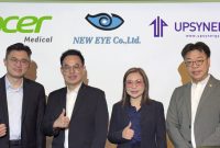From left to right: Acer Medical Chairman and CEO Allen Lien; Neweye CEO MR. SOMYOT PONGSANGIAM; Neweye Vice President MRS. SURATTANA PONGSANGIAM; and Univision Taiwan General Manager Bryan Chiu.