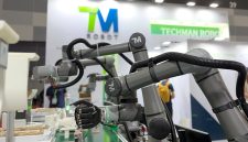 AI Vision-Guided Smart Cartoning and Packing Line