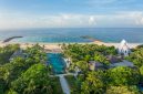 Terletak di pesisir Nusa Dua, The Ritz-Carlton, Bali mewujudkan komitmen terhadap kemewahan yang bertanggung jawab, dengan memadukan pelayanan istimewa dan kepedulian terhadap kelestarian lingkungan serta masyarakat setempat.